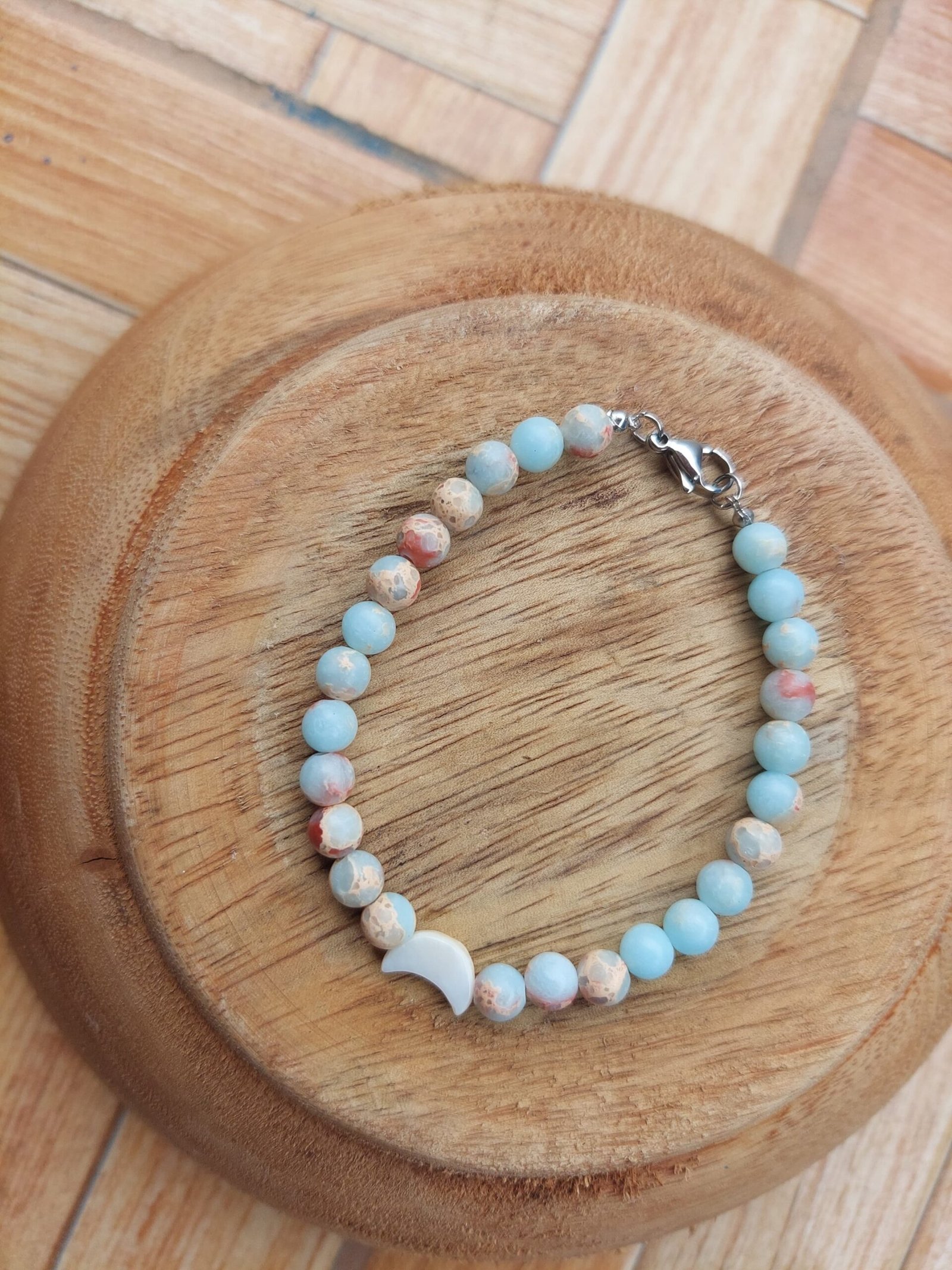 pulseira-amazonita-com-lua-madre-perola
